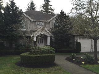 13821 92nd St, Seattle WA  98059-3472 exterior