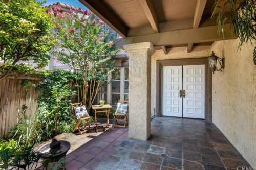 406 Massachusetts Ln, Placentia CA  92870-5017 exterior