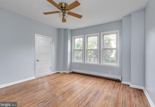 211 Park Ave, Camden NJ  08108-2927 exterior