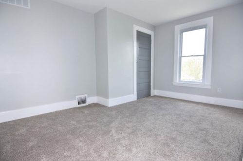 239 Mary St, Whitaker PA  15120-2624 exterior