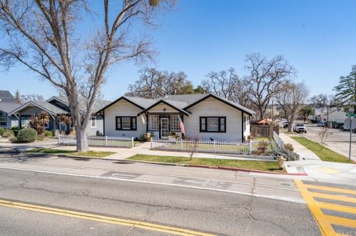 1702 Vine St, Lake Nacimiento, CA 93446-1544