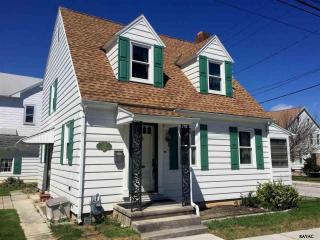 132 Spring Ave, Hanover, PA 17331-2717