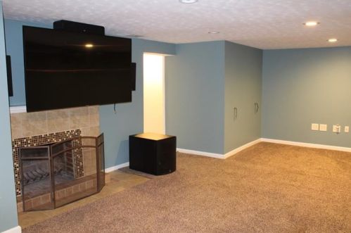 25 Crystal Dr, Oakmont PA  15139-1001 exterior