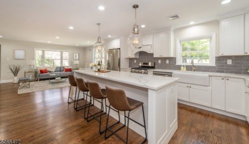 14 Calais Rd, Dover NJ  07869-3531 exterior