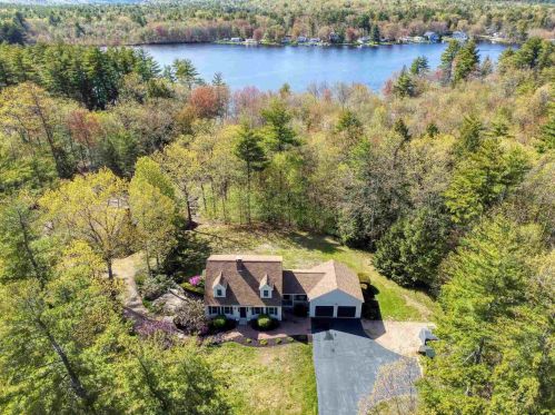 3 Norrie Dr, Raymond, NH 03077-1501