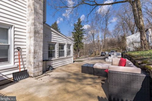 714 Manatawny St, Pottstown PA  19464-5143 exterior