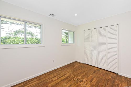 34 Corsa St, Huntington Station NY  11746-6623 exterior