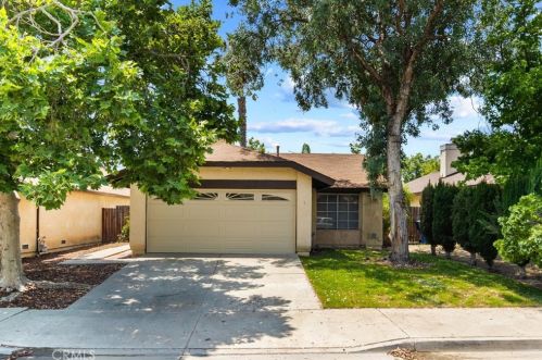 1451 Lake Placid Dr, San Bernardino, CA 92407-5002