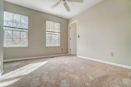 122 Wyckshire Dr, Pataskala OH  43062-7345 exterior