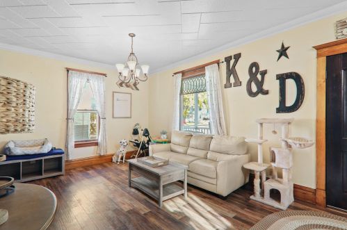 410 Beaver St, Beaver Dam WI  53916-1622 exterior