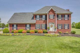 1717 Burkewood Dr, Columbia, TN 38401-1388