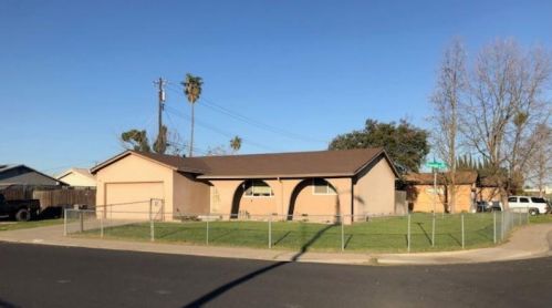 1128 Yvonne Ave, Manteca, CA 95336-3457
