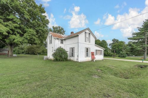 26128 Tarlton Adelphi Rd, Laurelville, OH 43135-9424