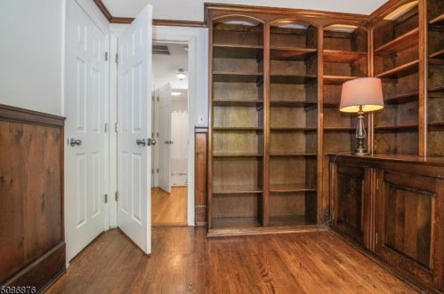 3 Orchard St, Greystone Park NJ  07950-3228 exterior