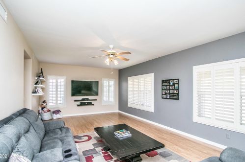 1434 Spur Ave, Gilbert AZ  85296-1946 exterior