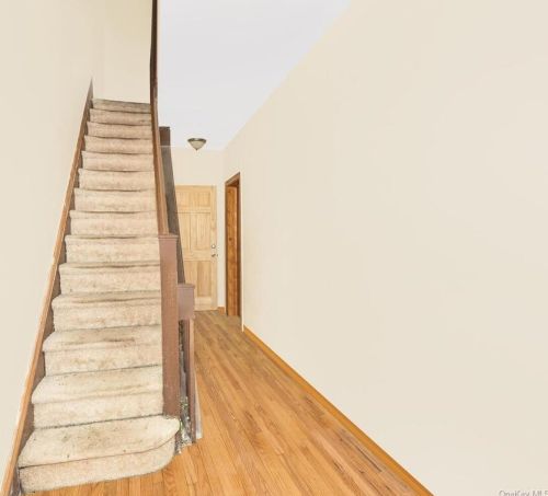 1893 Longfellow Ave, Bronx NY  10460-5604 exterior