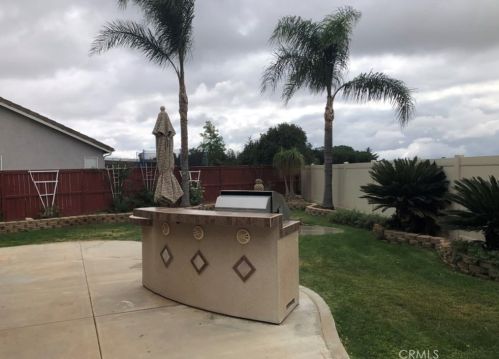 705 Greenwood St, Beaumont CA  92223-7119 exterior