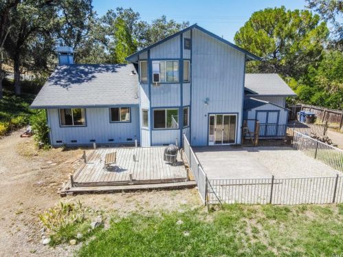 581 Tehuacan Rd, Ukiah CA  95482-4197 exterior