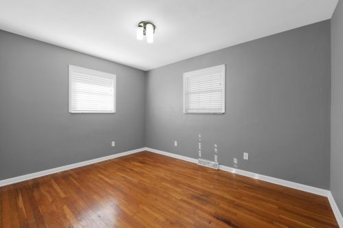 128 Hamilton Ave, Hebron OH  43025-7014 exterior