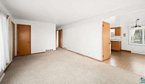 719 Ebony Ave, Duluth MN  55811-5043 exterior