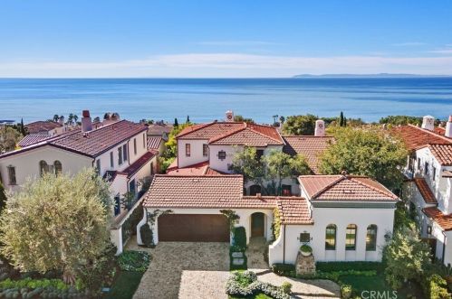 8 Rockshore Blf, Newport Beach CA  92657-2131 exterior