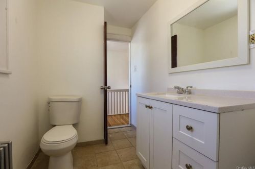 2 Wilbur Blvd, Poughkeepsie NY  12603-3406 exterior