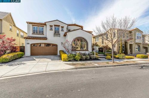 3884 Welshland St, Danville, CA 94506-5037
