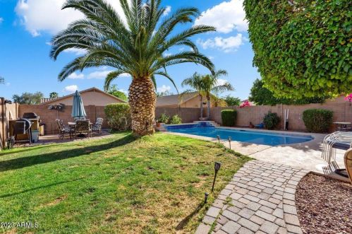 16607 Rimrock St, Sun City AZ  85388-1196 exterior