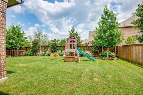 5512 Rosena Trl, Lewisville TX  75028-4328 exterior