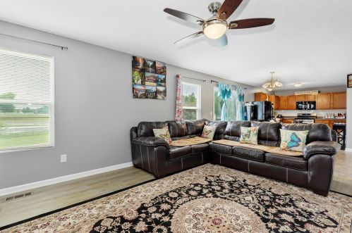 104 Glen Crossing Dr, Pataskala OH  43062-7090 exterior