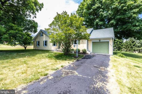 475 Manor Ave, Downingtown, PA 19335-2544