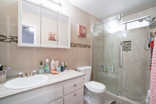 45331 Bison Cir, Lancaster CA  93535-2048 exterior