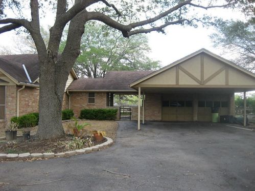 22202 Kobs Rd, Tomball TX  77377-3604 exterior