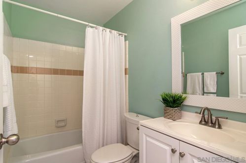 6985 Camino Degrazia, San Diego CA 92111-7810 exterior