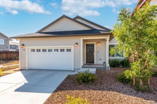 1690 Kerry Ln, Santa Rosa, CA 95403-8625