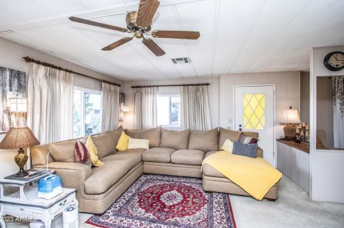 8921 Michigan Ave, Chandler, AZ 85248-6445
