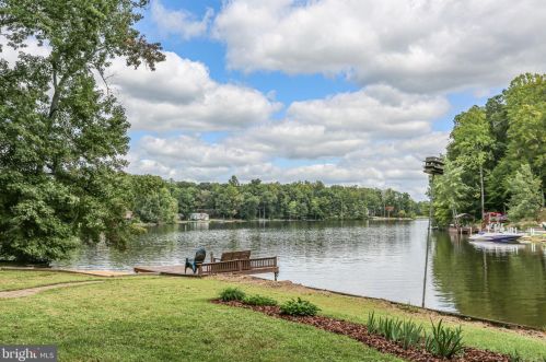 459 Land Or Dr, Ruther Glen, VA 22546-1224