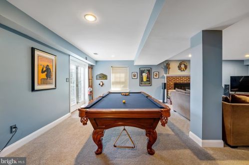 42306 Big Spg Ct, Leesburg VA 20176-6289 exterior