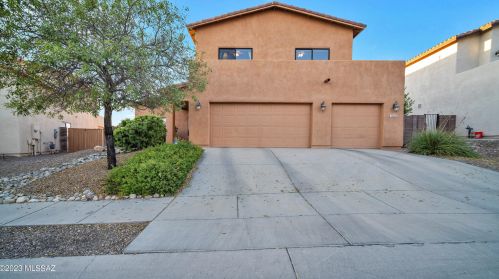 39688 Horse Run Dr, Tucson, AZ 85739-2310