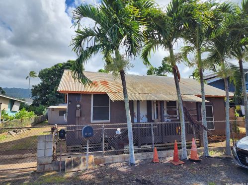 67174 Kuhi St, Waialua, HI 96791-8609