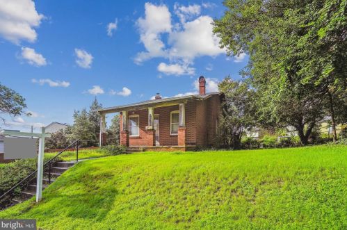 2208 R St, Washington, DC 20002-1908