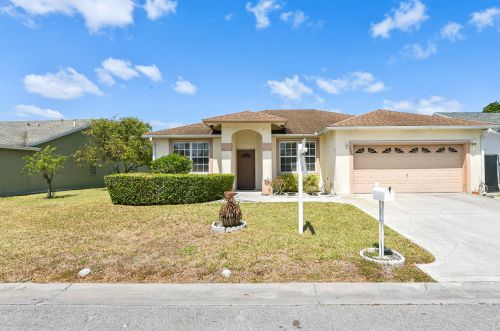 1120 Hatteras Cir, West Palm Beach, FL 33413-3003