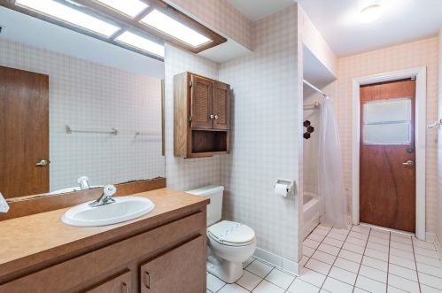 321 Sybelia Ave, Maitland FL  32751-4752 exterior