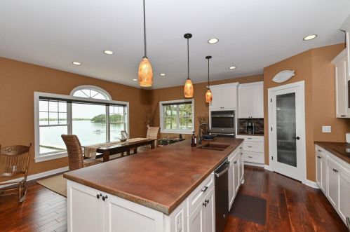 23305 Shore Dr, Kansasville WI  53139-9714 exterior