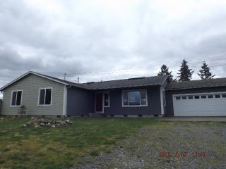 18225 Lawton Ln, Gate, WA 98579-9160
