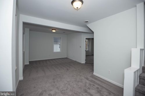 105 Exmore Ave, Wilmington, DE 19805-2317