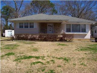 39 Sherwood Dr, Mobile, AL 36606-2485