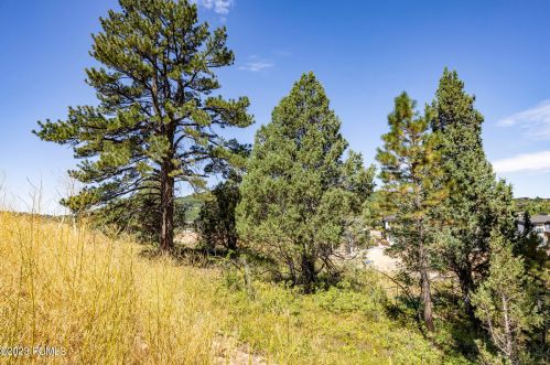 4060 Crest Ct, Park City UT  84060-7913 exterior