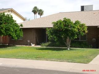 6328 Poinsettia Dr, Glendale, AZ 85304-2418