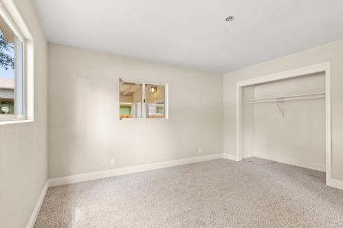620 Walnut Park Ave, Liberty Farms CA  95620-3148 exterior